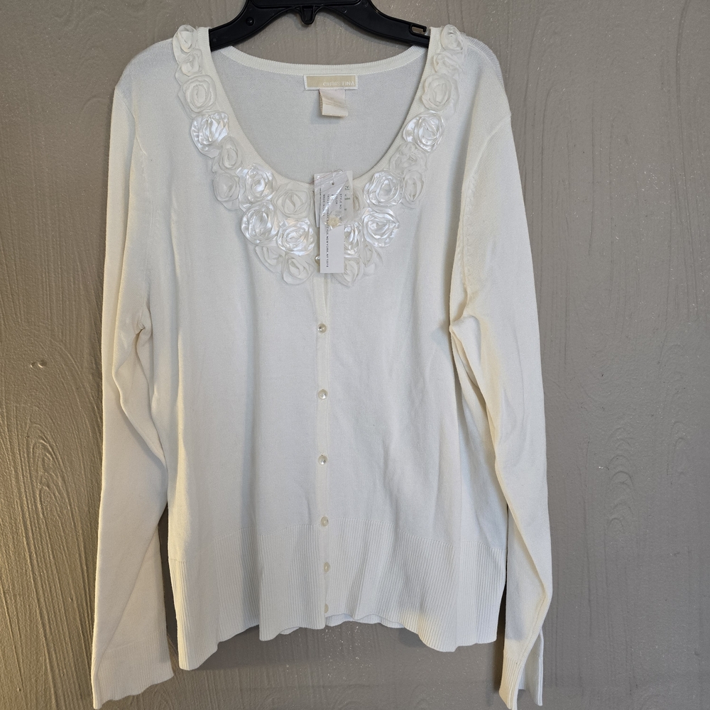 Christina White Long Sleeve Button Down Shirt NWT Floral Accents